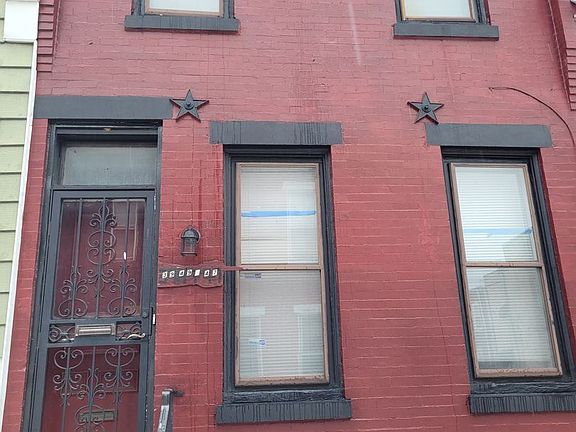 2nd image of 3947-3949 Wyalusing Ave