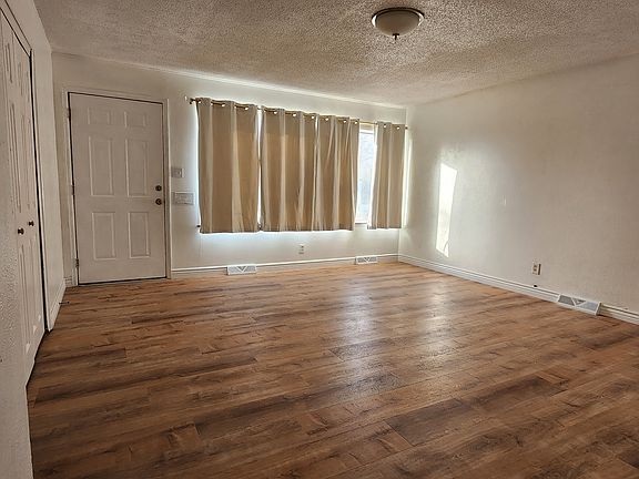 2nd image of 8550 Cherry Ln