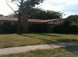 6111 Skylark Ln, Watauga, TX 76148