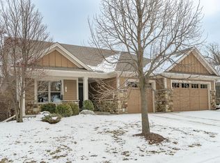 848 Fox Valley Pl SW, Rochester, MN 55902