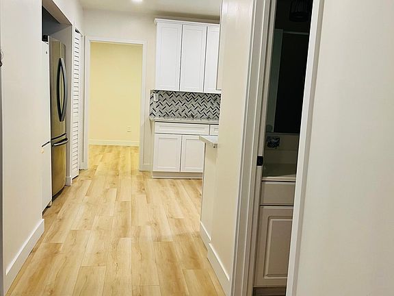 Kitchen entrance