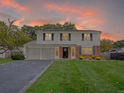 5 Canterbury Drive, Coram, NY, 11727