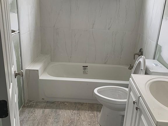 2nd image of 726 49th St