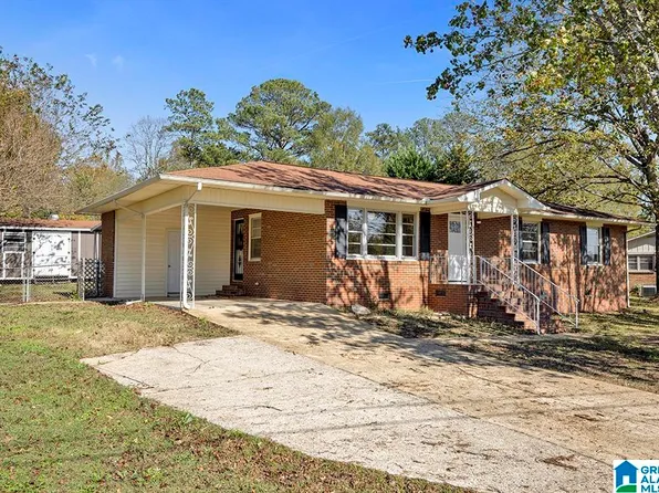 1103 Alpine Dr, Weaver, AL 36277