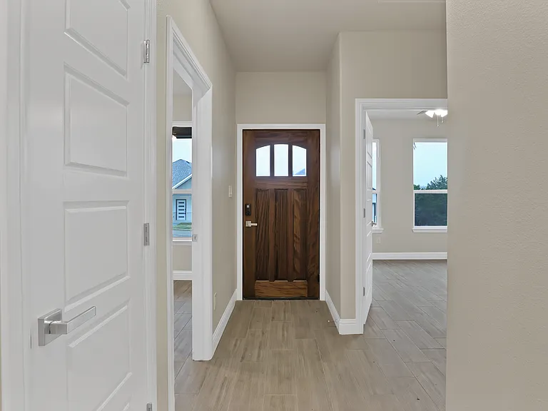 5619 Barkridge Dr — Photo 7