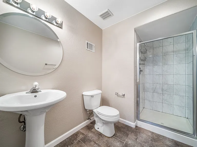 6793 Blackhawk Ct — Photo 20