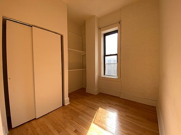 5th image of 202 W 102nd St #3W