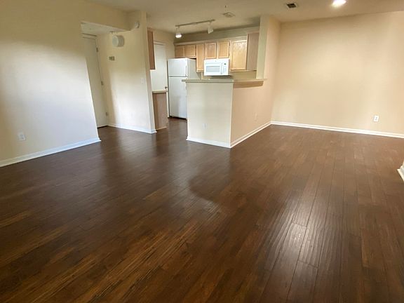 3rd image of 7701 Timberlin Park Blvd APT 122