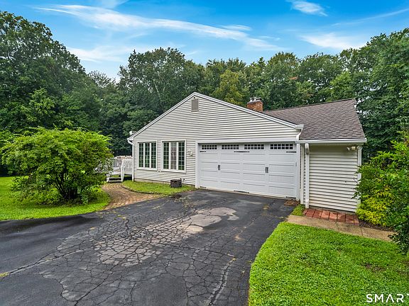 4th image of 142 Ford Road