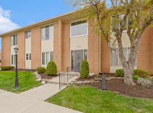 573 W Hunters Dr APT C, Carmel, IN 46032