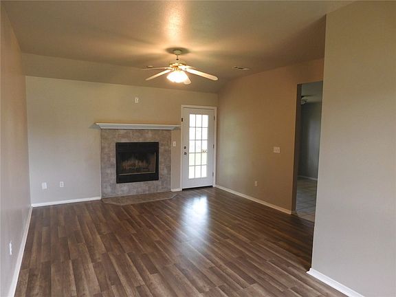 5th image of 106 Briarmeadow St