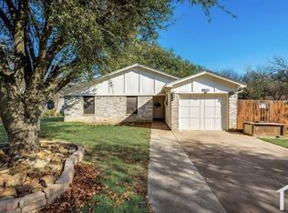 11218 Golden Triangle Cir, Fort Worth, TX 76244
