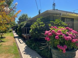 136 NE 7th Ave APT A, Hillsboro, OR