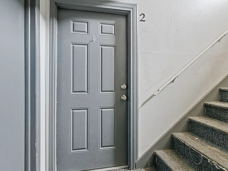 330 Vehr Dr #2 — Photo 2