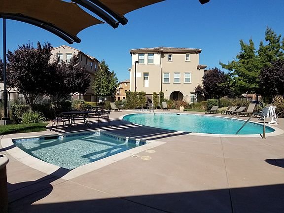 4th image of 5301 E Commerce Way Unit 19104