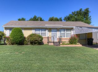 1940 S Scott St, Sapulpa, OK 74066