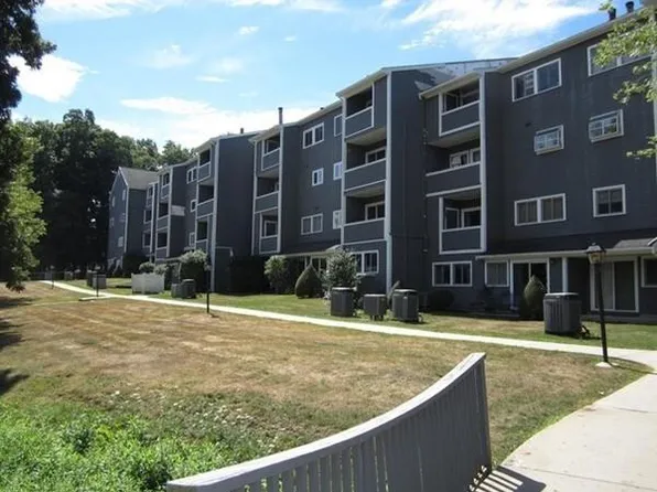 400 Colonial Dr Unit 41, Ipswich, MA 01938