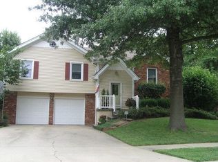 14831 S Locust St, Olathe, KS 66062