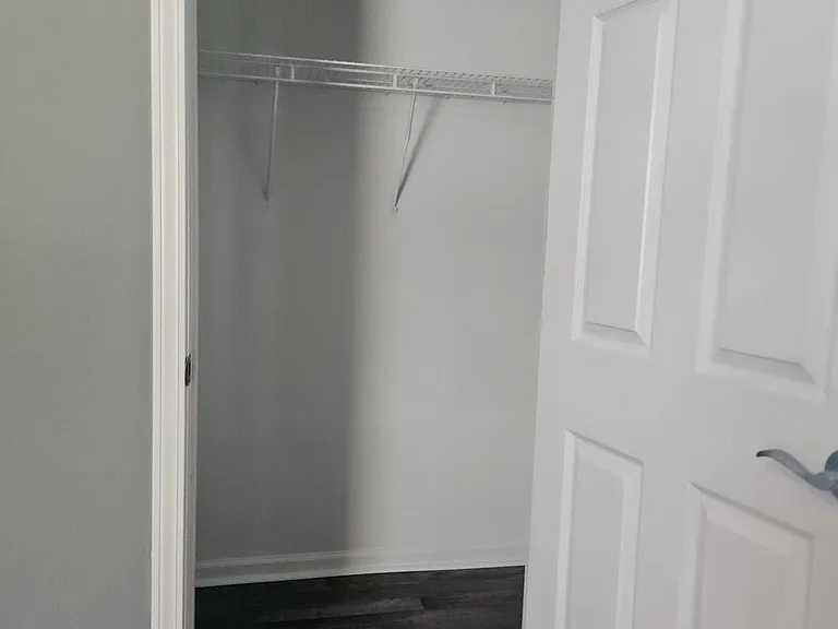 4115 Cranwood Dr S — Photo 18