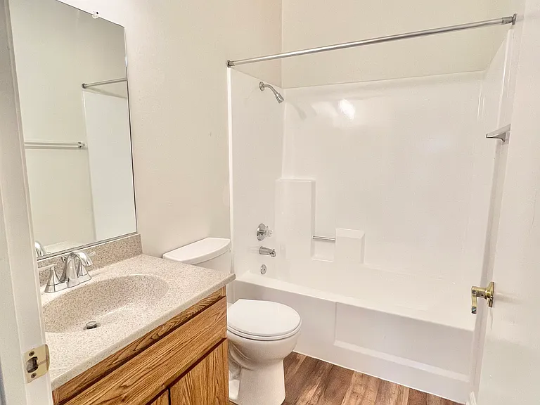 Quailpointe Apartments — Photo 15