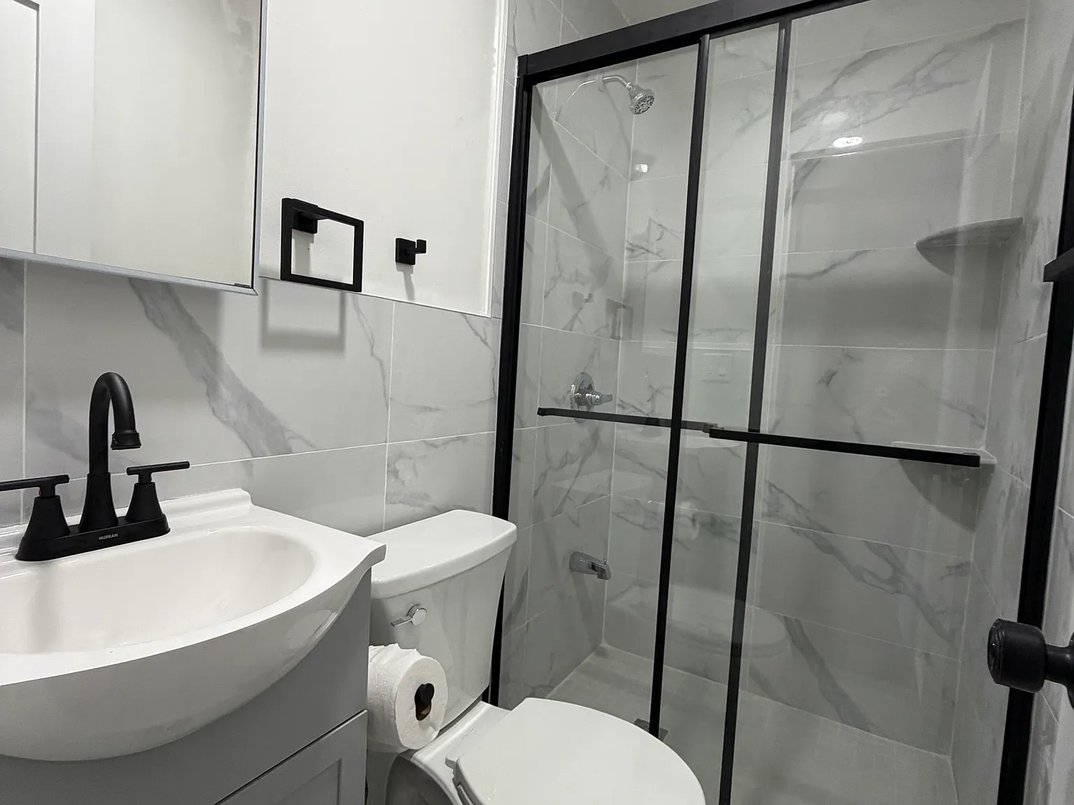 4 bed, 1100 sqft, $3,800 — Photo 1
