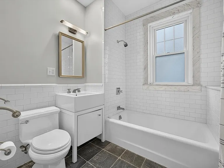 138 Sewall Ave #C — Photo 24