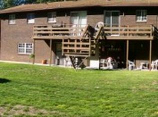 Lake Shore Dr, Belleville, IL 62220