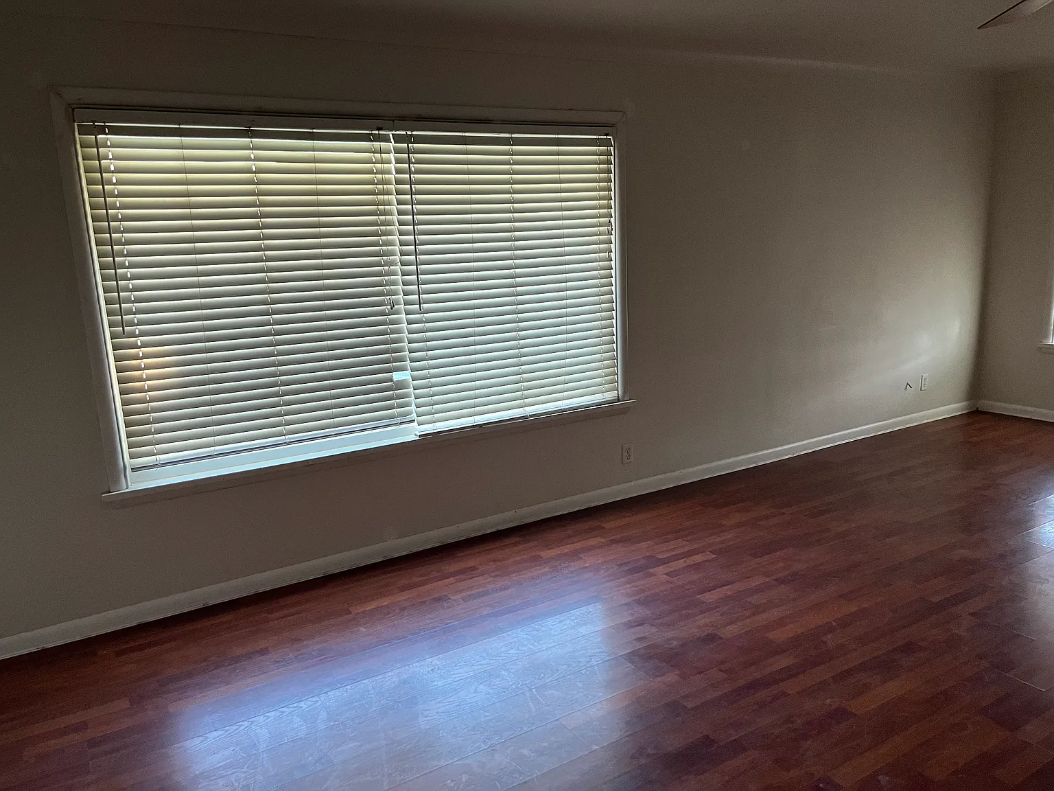 2 bed, 1200 sqft, $1,200 — Photo 2