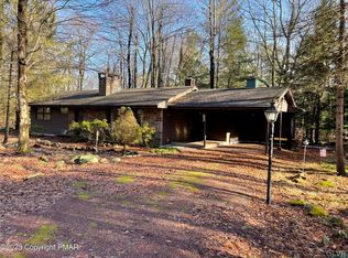64 Greenwood Rd, Lake Harmony, PA 18624
