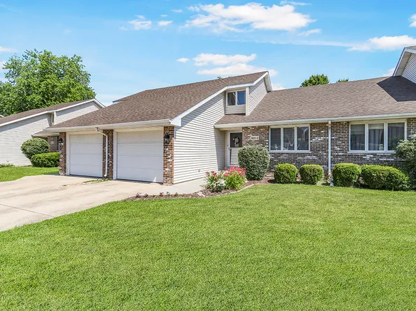 323 Vista Ct Unit C, Minooka, IL 60447