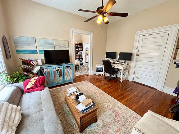 3rd image of 1325 McLendon Ave #4