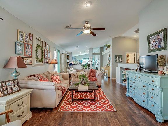 4th image of 8805 Shady Pines Dr