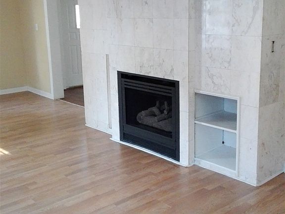 3rd image of 1129 S Jefferson St #2