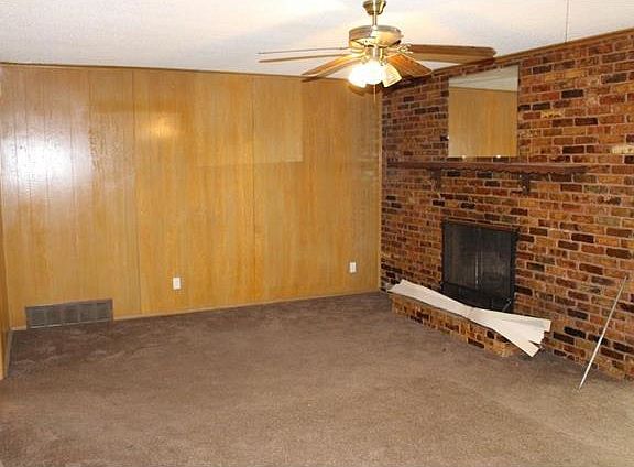 5th image of 614 Ida Bess Dr