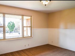 135 S 200 E, Farmington, UT 84025
