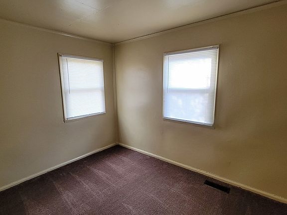 3rd image of 1921 N Tibbs Ave