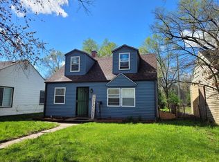 1039 E 35th Ct, Gary, IN 46409
