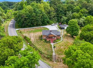 2137 E Wolf Valley Rd, Clinton, TN 37716