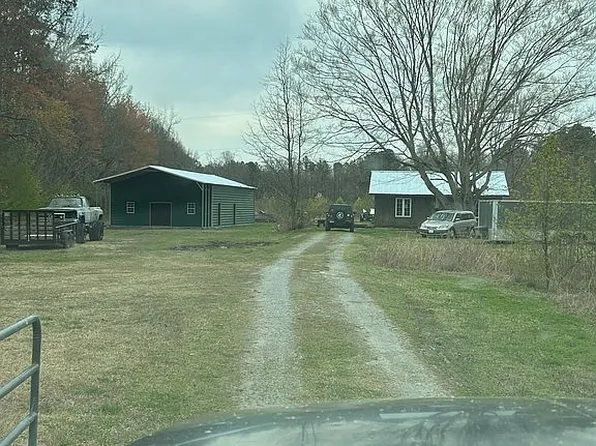 2544 Skeetertown Rd, Suffolk, VA 23434