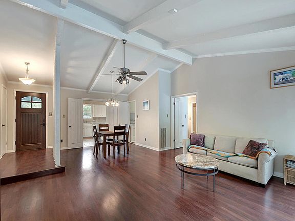 4th image of 7218 S Brook Dr