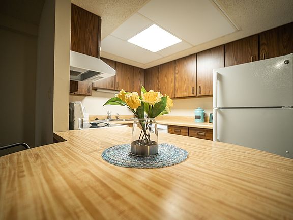 2nd image of 226 Highland Ave #1B-1Ba