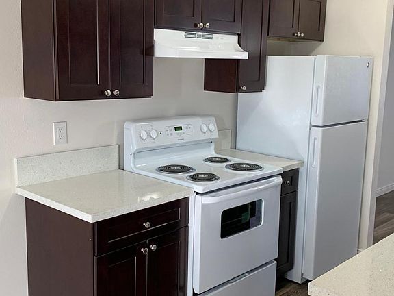 2nd image of 574 W J St #568A