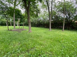 1531 Greenwood Rd, Glenview, IL 60026