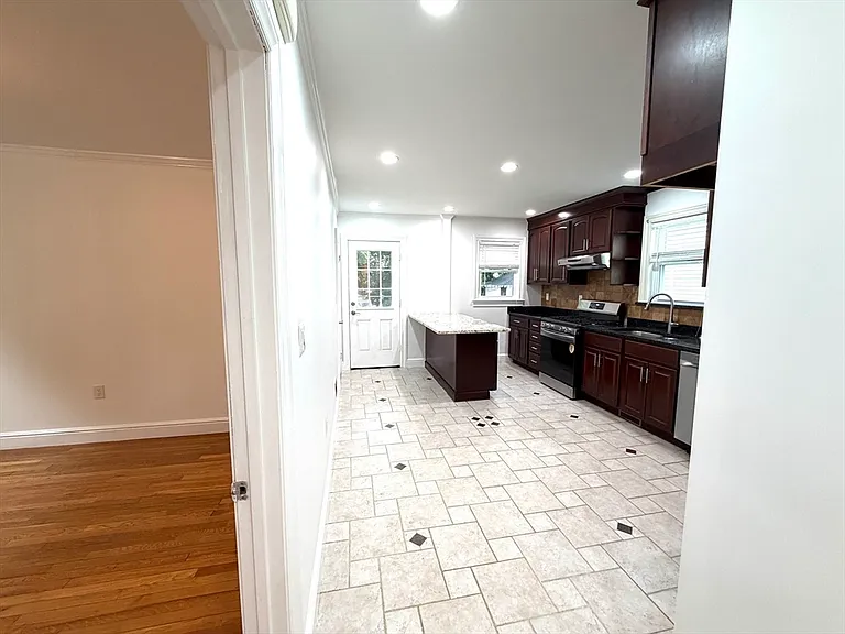 2329 Centre St #1 — Photo 4