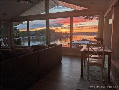 199 Country Oak Dr, Sunrise Beach, MO, 65079