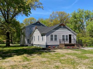 530 S 23rd St, Porter, IN 46304