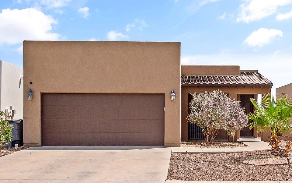 1st image of 14410 Loma Esmeralda Dr