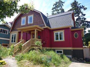 7029 20th Ave NW, Seattle, WA 98117