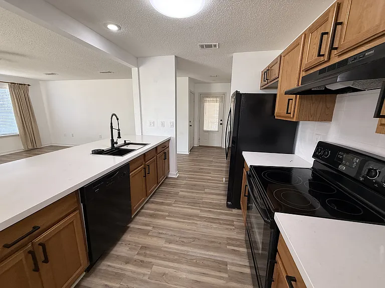 51 Yearling Ct — Photo 16