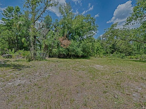 4th image of 1261 N Groveland Way